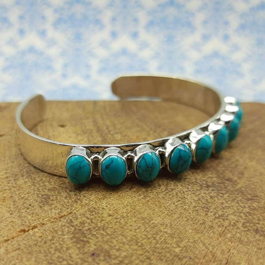 925 Silver Turquoise Oval Cabochon Bracelet – Handmade Natural Gemstone Jewelry