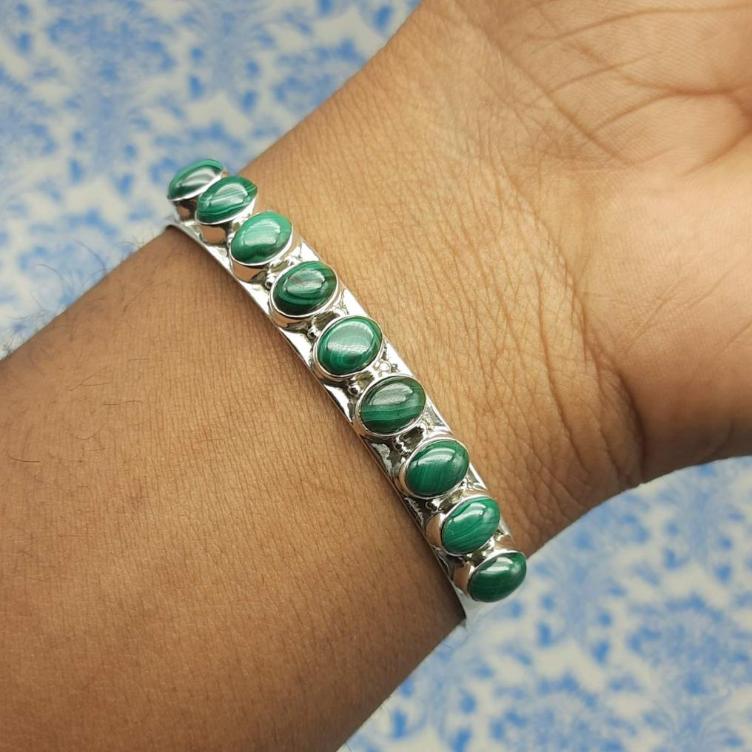 Natural Malachite Oval Shape Bracelet Handmade 925 Sterling Silver Jewelry