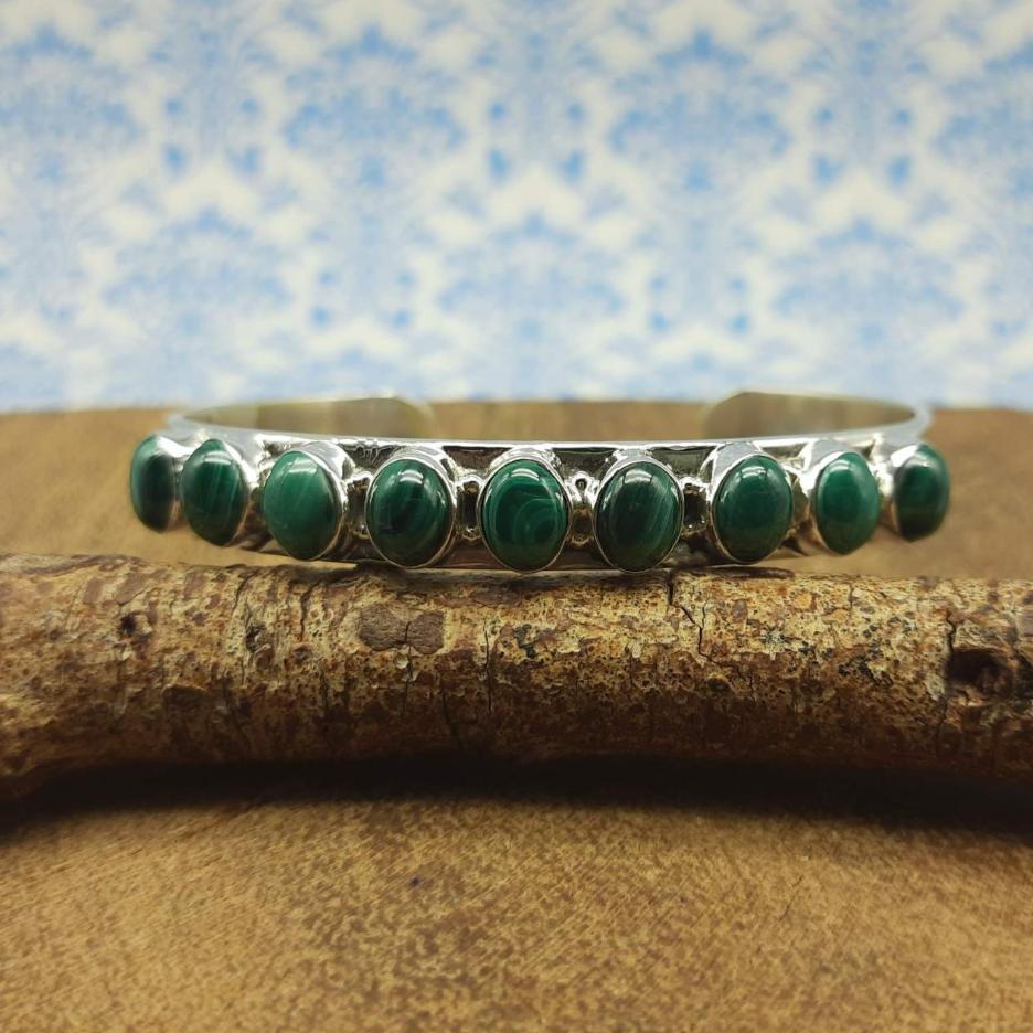 Natural Malachite Oval Shape Bracelet Handmade 925 Sterling Silver Jewelry