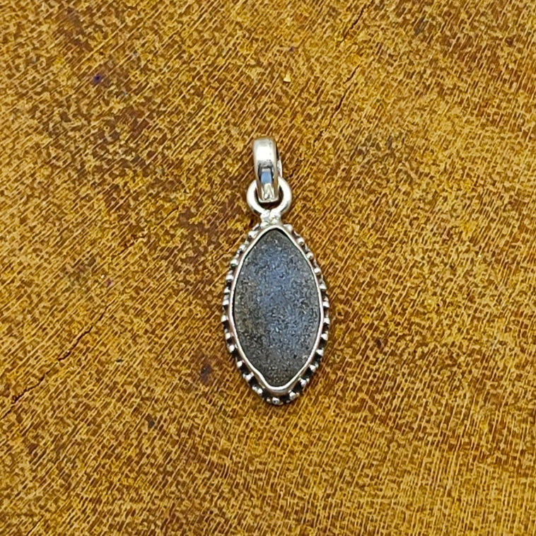 Labradorite Marquise 925 Silver Healing Pendant