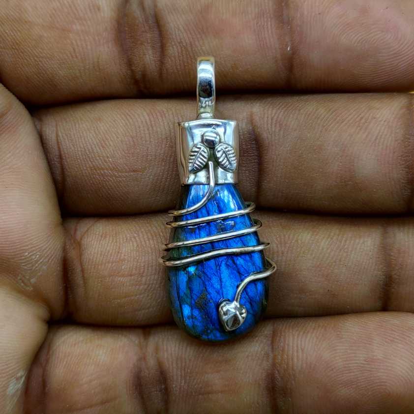 Labradorite 925 Silver Wire Wrapped Boho Charm Necklace
