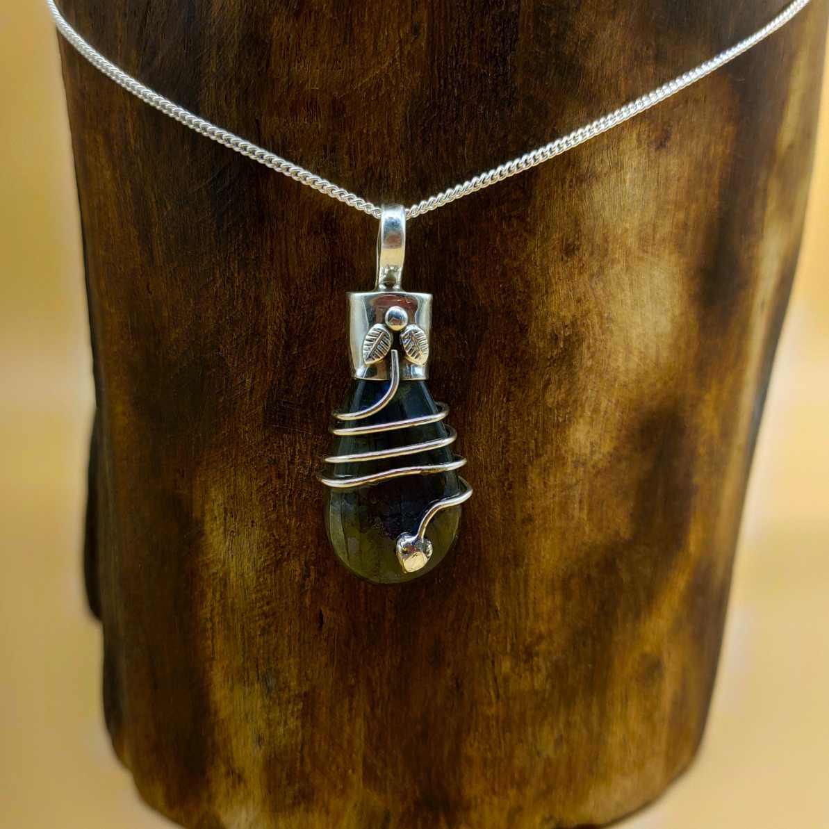 Labradorite 925 Silver Wire Wrapped Boho Charm Necklace