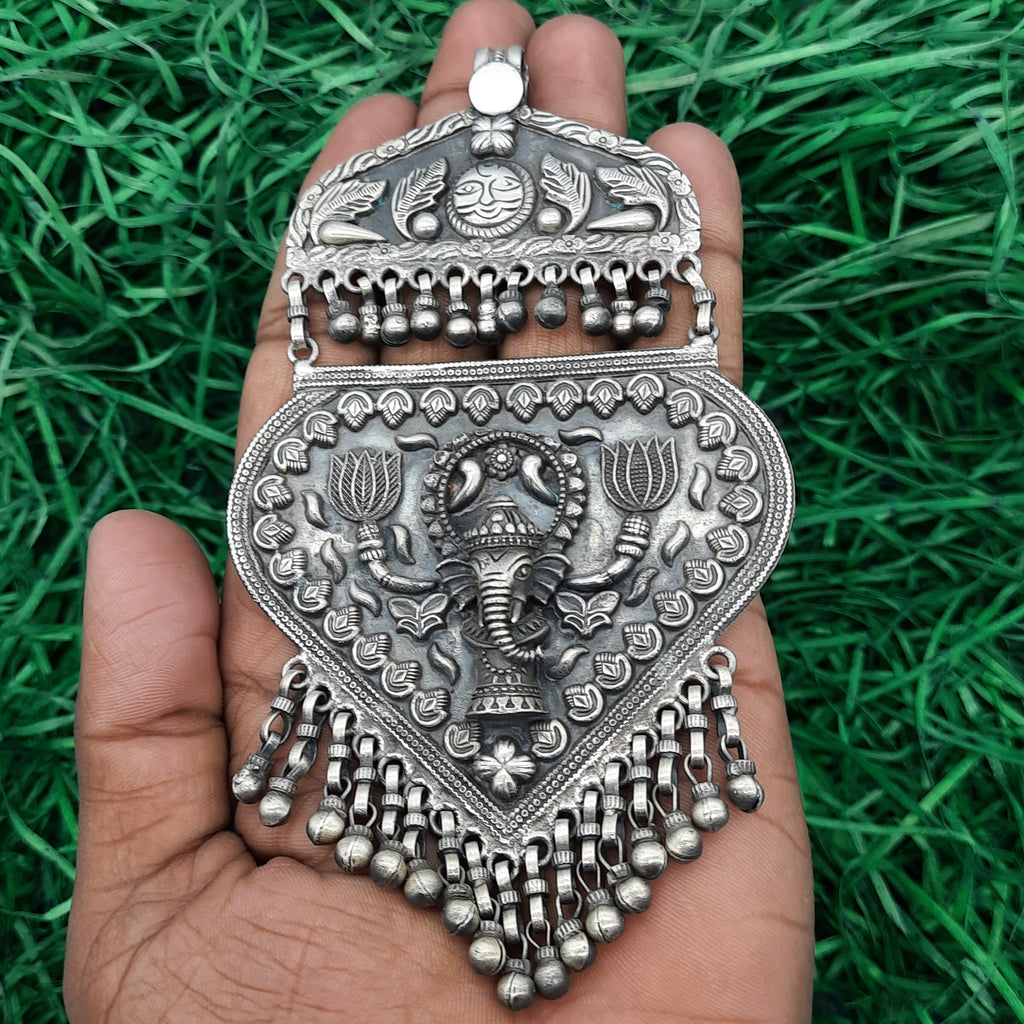 Elephant Face Tribal Pendant – Antique Finish Handmade Rajasthani Solid Silver Heritage Jewelry