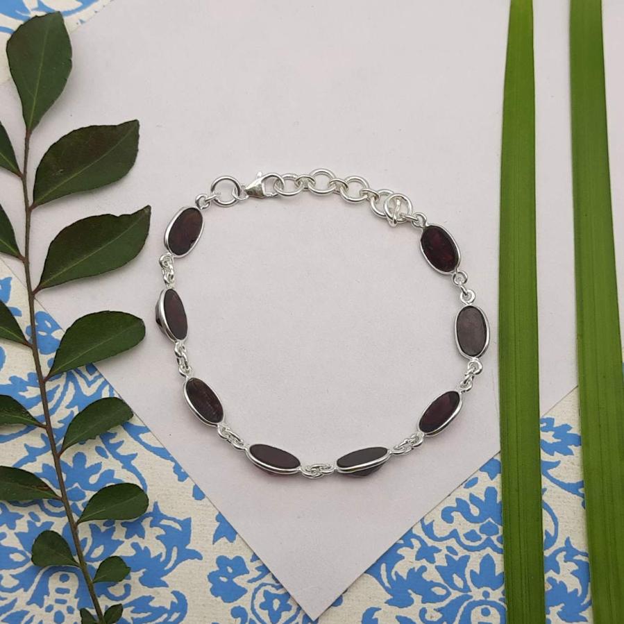 925 Sterling Silver Bezel Work Oval Garnet Gemstone Bracelet