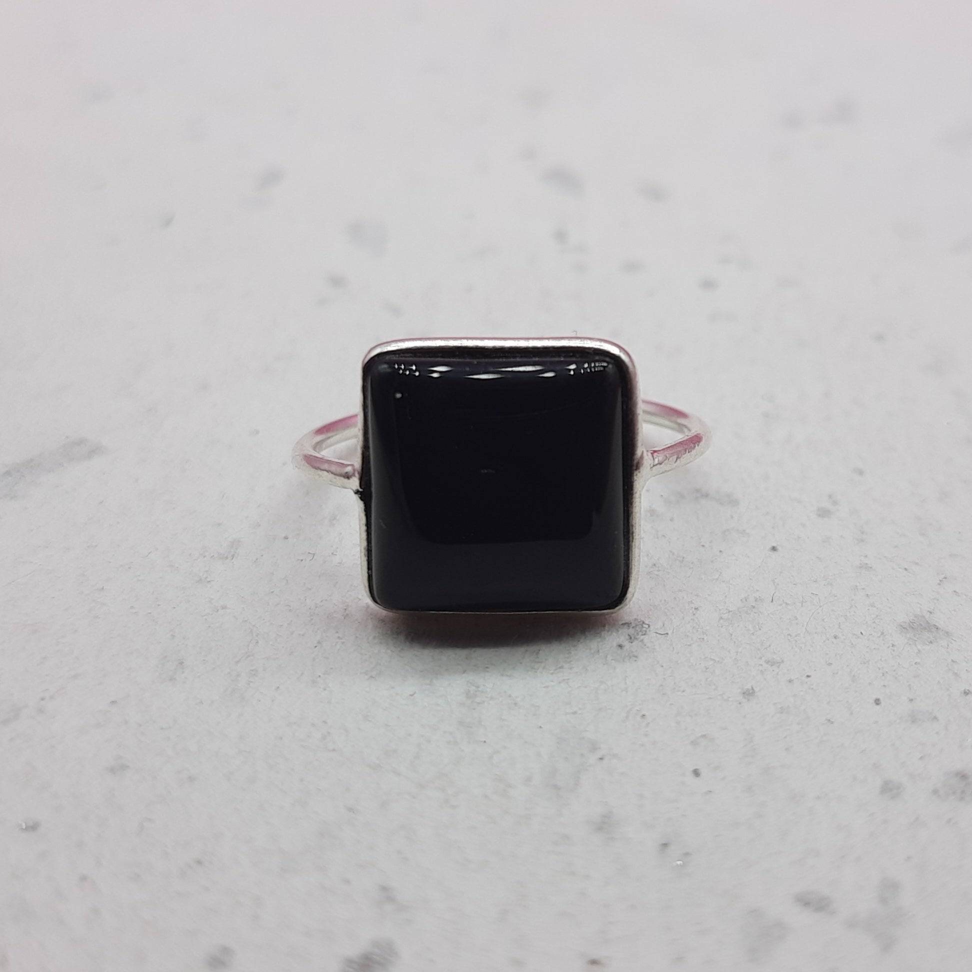 Black Onyx 925 Silver Bezel Simple Ring For Women