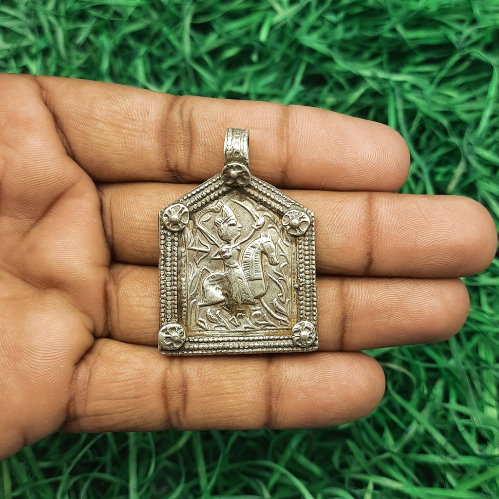 King’s Guard on Horse Motif Pendant – Rajasthani Tribal Protection Symbol Silver Patdi Design