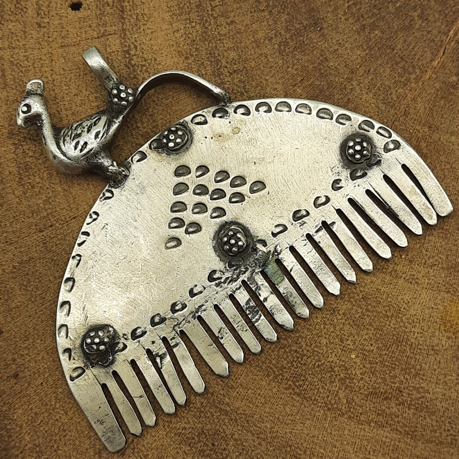 Peacock Comb Design Pendant – Handcrafted Silver Tribal Indian Village Heritage Piece