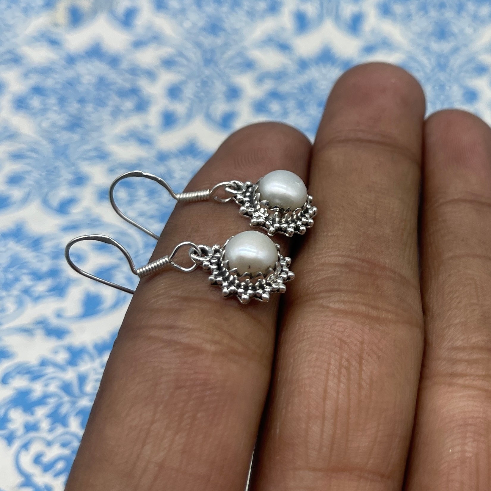 925 Silver Pearl Gemstone Earring - Natural Round Gemstone