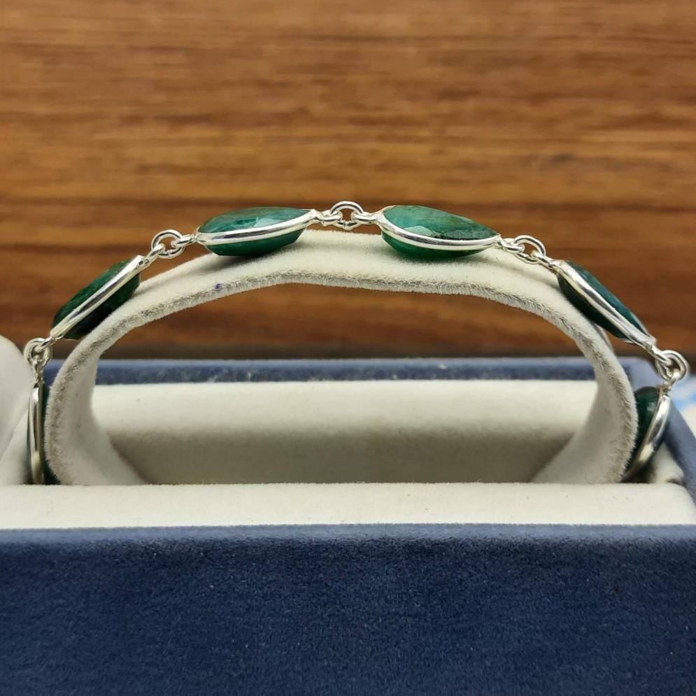Emerald Handmade 925 Sterling Silver Bracelet Drop Shape