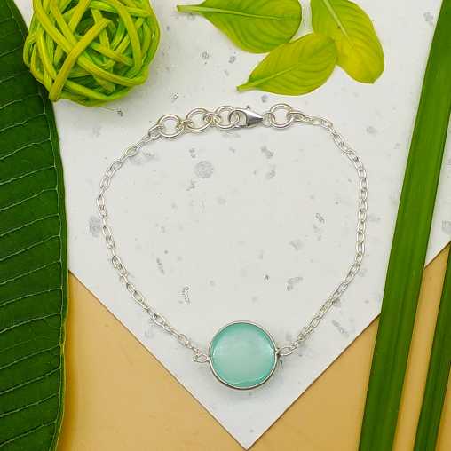 Minimal Fine One Stone Round Chalcedony Bracelet