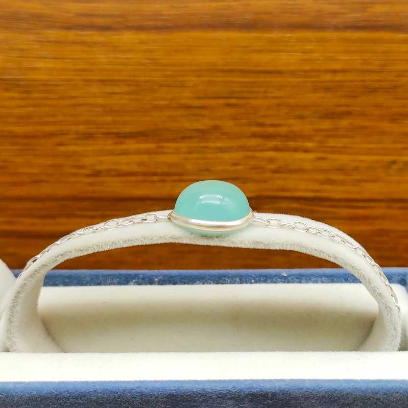 Minimal Fine One Stone Round Chalcedony Bracelet