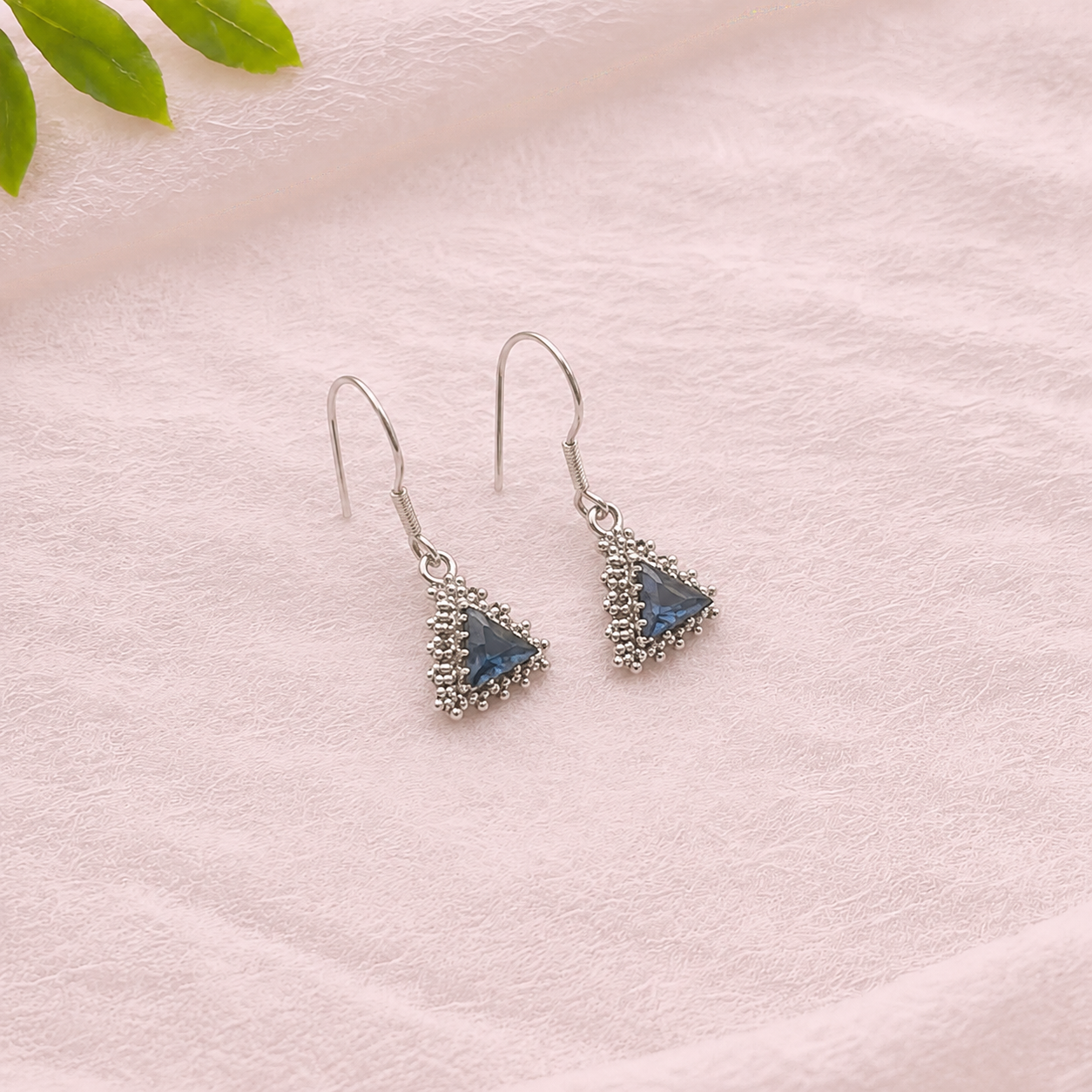 Labradorite Silver Trillion Earrings – Modern Chic Gemstone Style