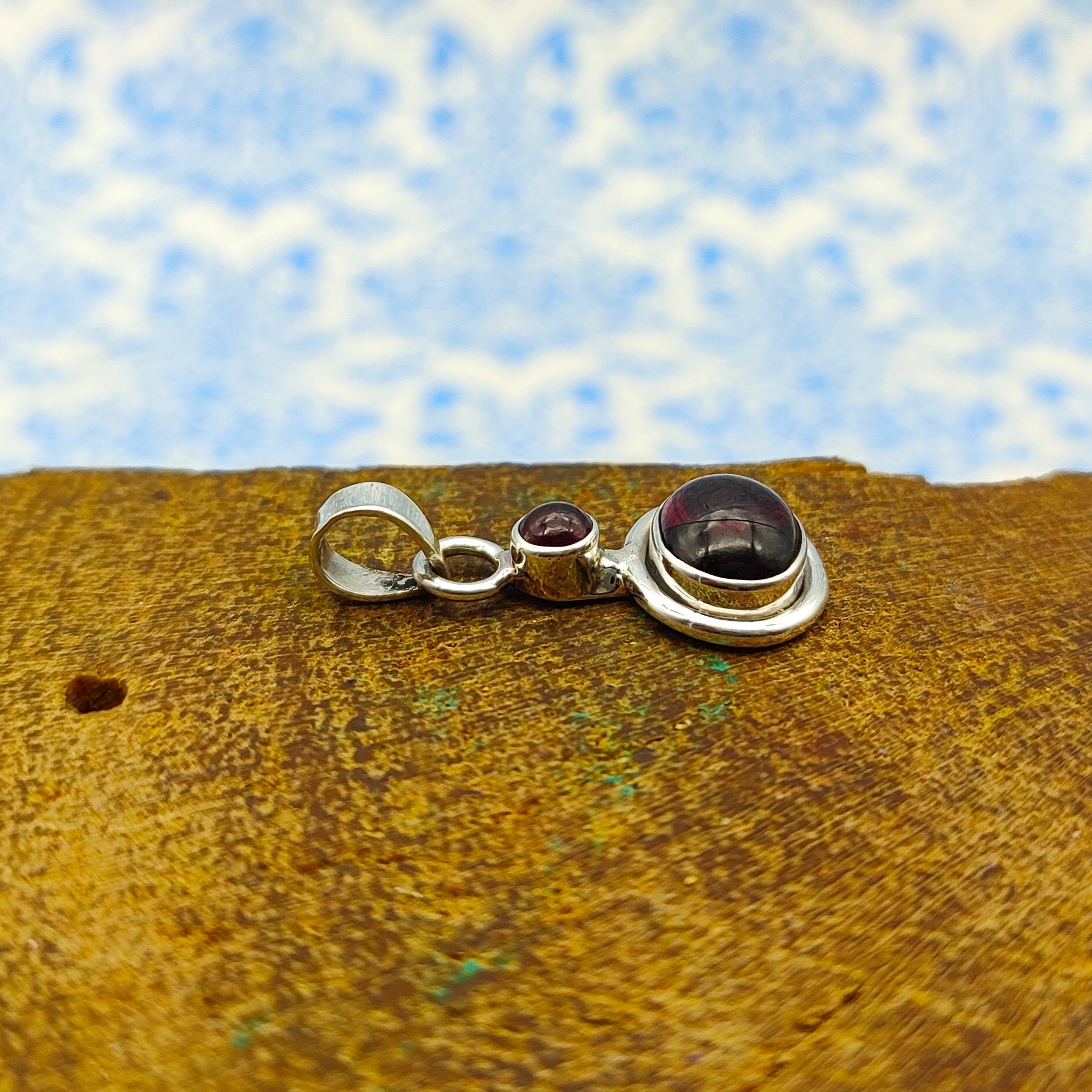 Garnet Oval 925 Silver Dainty Pendant Wholesale