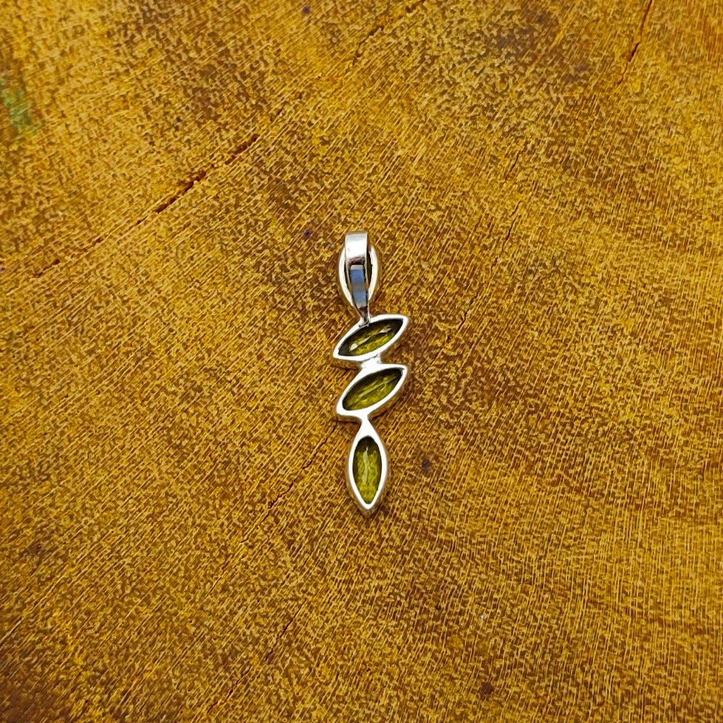 Peridot 925 Silver Faceted Dainty Pendant Lightweight