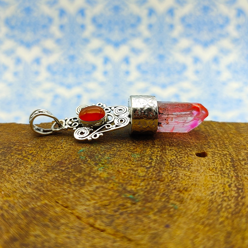 Glass & Carnelian 925 Silver Filigree Pendant