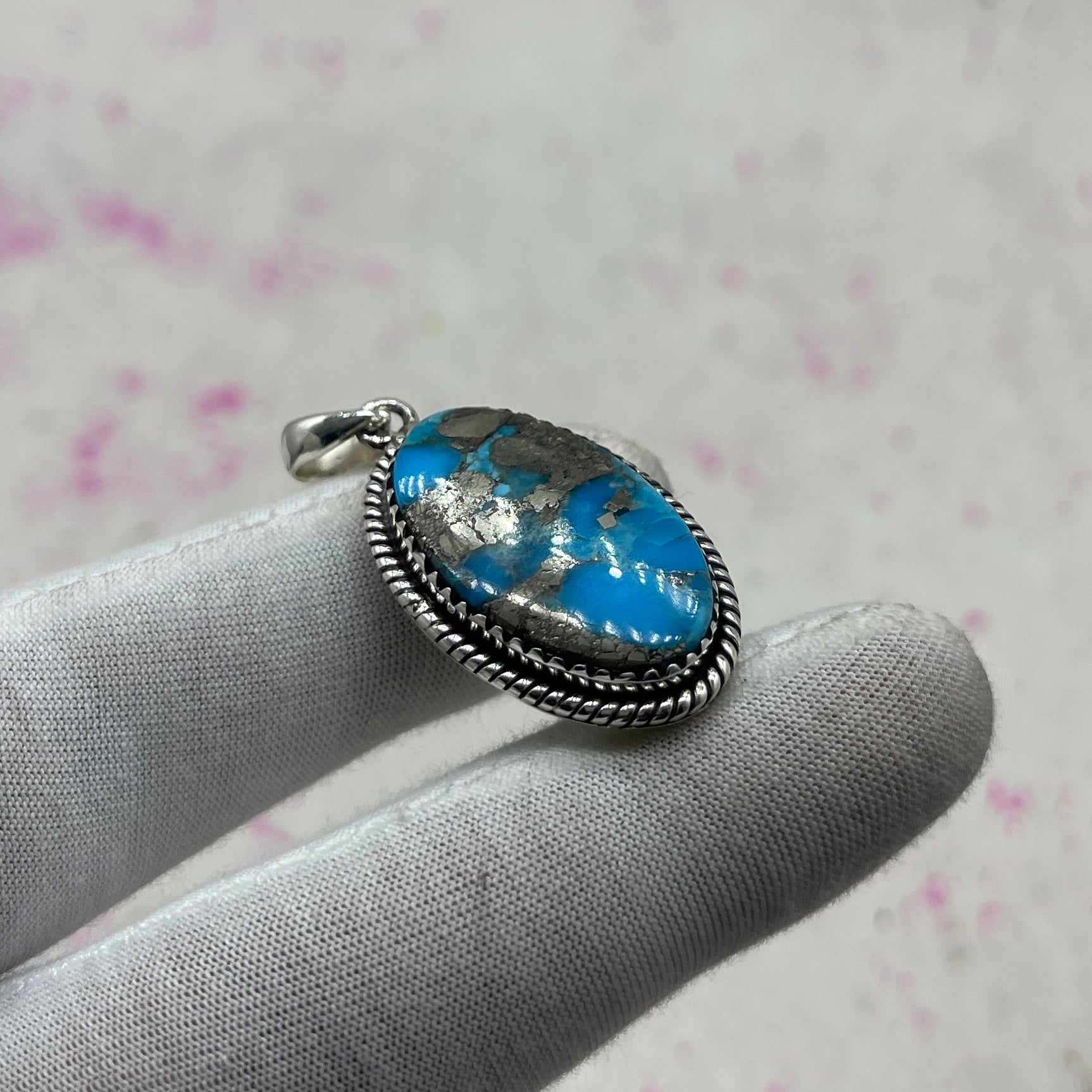 Blue Mohave Turquoise 925 Sterling Silver Pendant – Southwestern Style Pendant