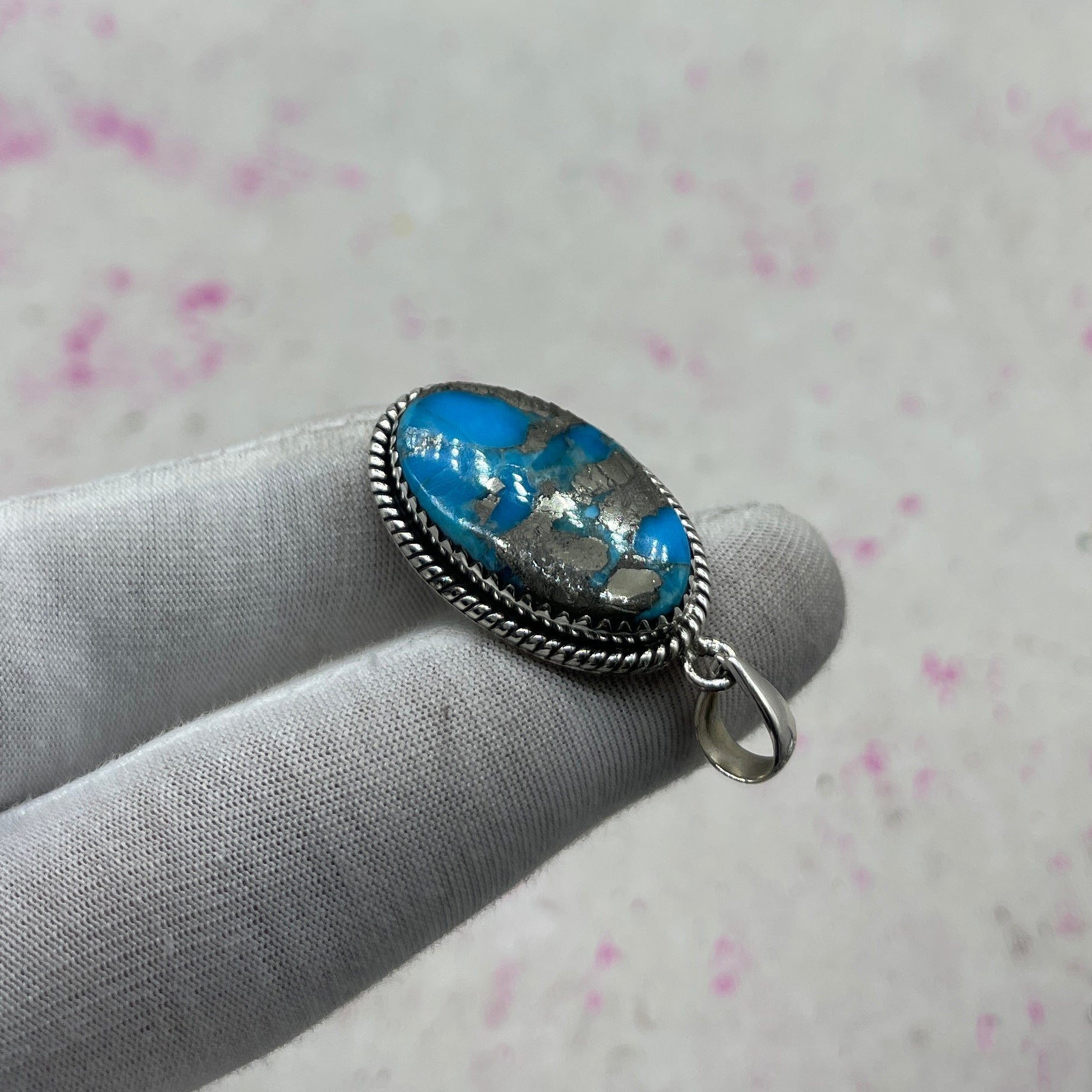 Blue Mohave Turquoise 925 Sterling Silver Pendant – Southwestern Style Pendant