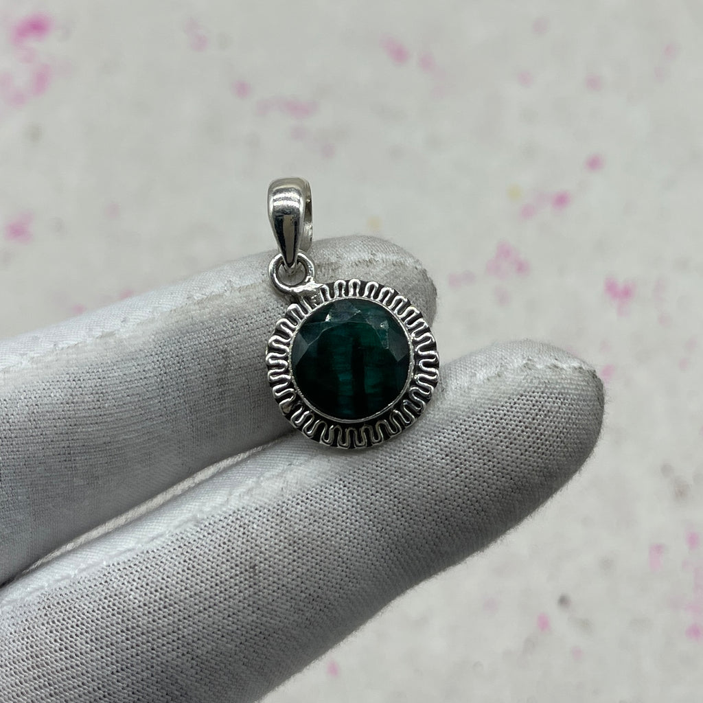 Dyed Emerald 925 Sterling Silver Pendant – Artisan Designer Jewelry