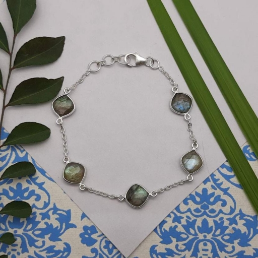 925 Sterling Silver Labradorite Gemstone Fine Chain Bracelet