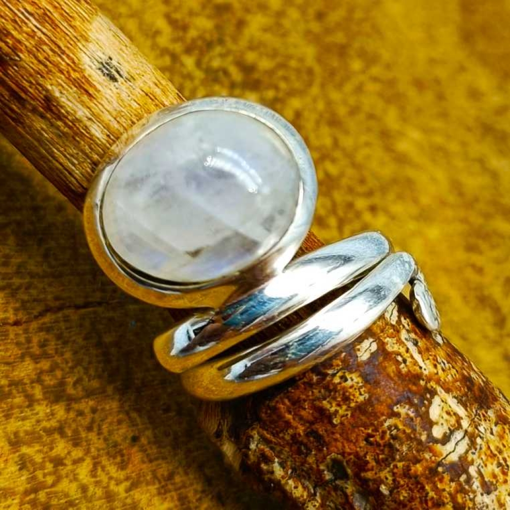 925 Sterling Silver Moonstone Round Shape Gemstone Handmade Boho Ring
