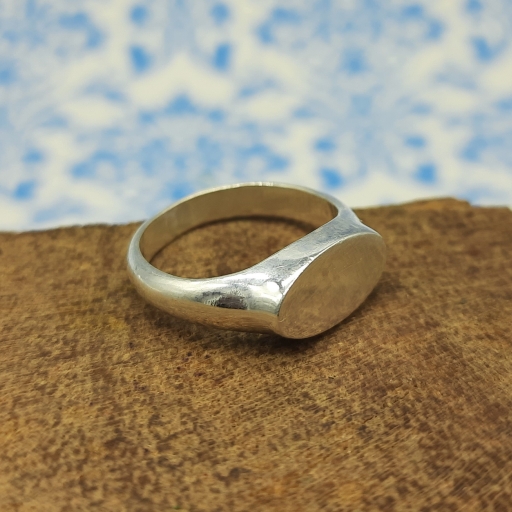 925 Sterling Silver Handmade Fine Polish Oval Shape Signet Ring