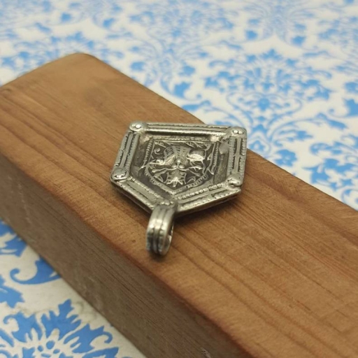 925 Sterling Silver Goddess In House Tribal Vintage Spiritual Gift Item Pendant