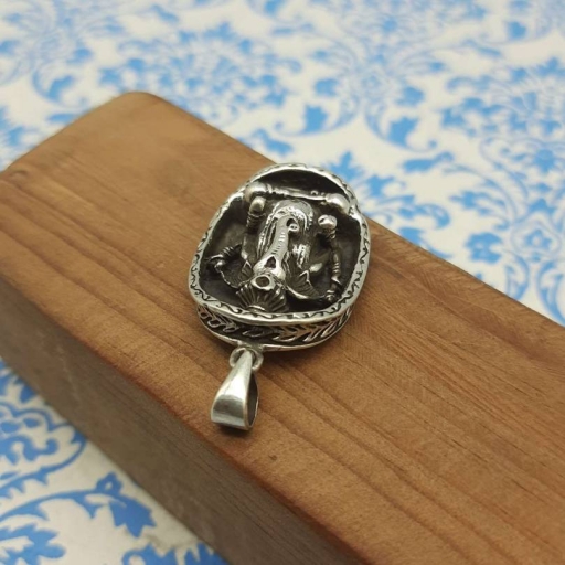 Lord Ganesh Designer 925 Sterling Silver Tribal Vintage Pendant