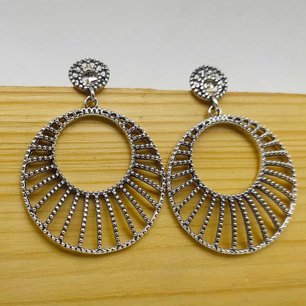 925 Sterling Silver Rava Work Handmade  Stud Earring