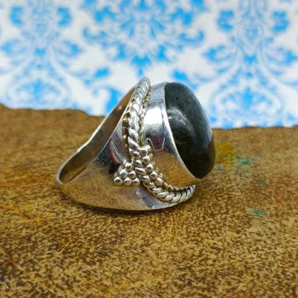 925 Sterling Silver Labradorite Round Shape Gemstone Handmade Ring