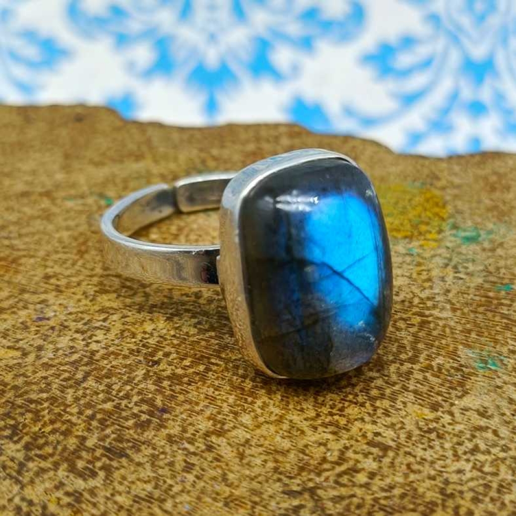 925 Sterling Silver Labradorite Square Shape Handmade Ring