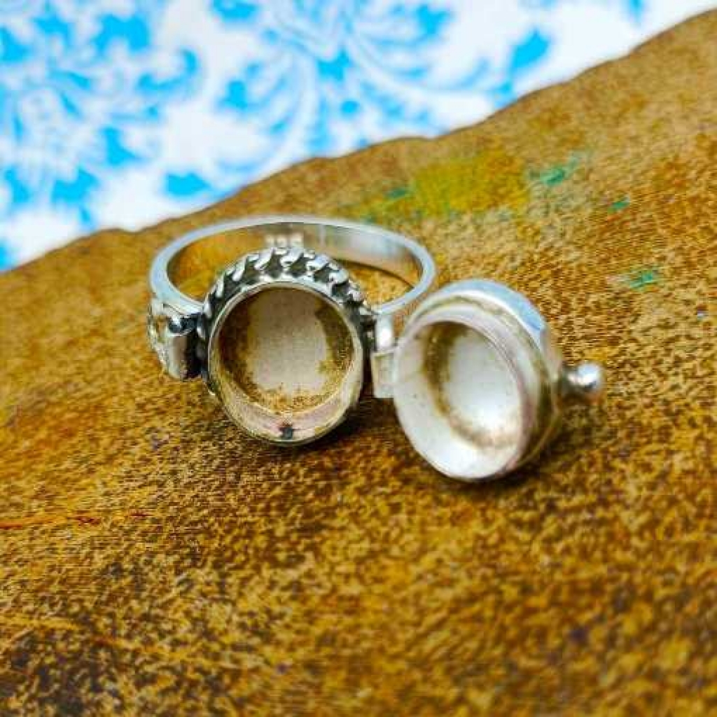 925 Sterling Silver Labradorite Oval Shape Boho Ring Jewelry