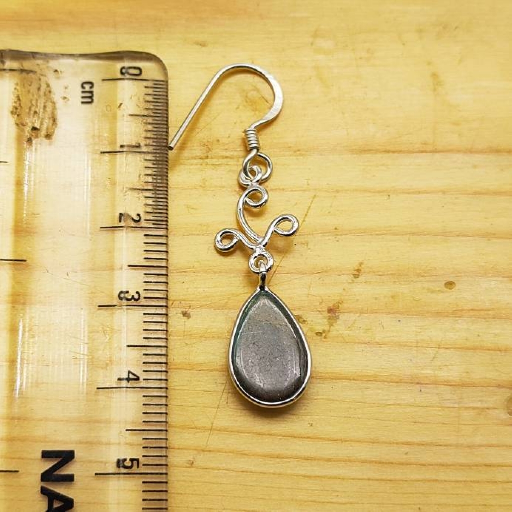 925 Sterling Silver Labradorite Pear Shape Gemstone Earring Jewely