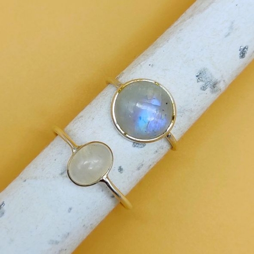 925 Sterling Silver Moonstone Gemstone White with Blue Flash Fine Dainty Ring