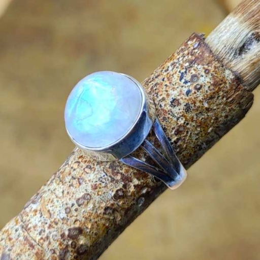 White with Blue Flash Moonstone Gemstone 925 Sterling Silver Ring