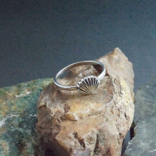 925 Sterling Silver Handmade Sea Shell Design Fine Stacking Bohemian Ring