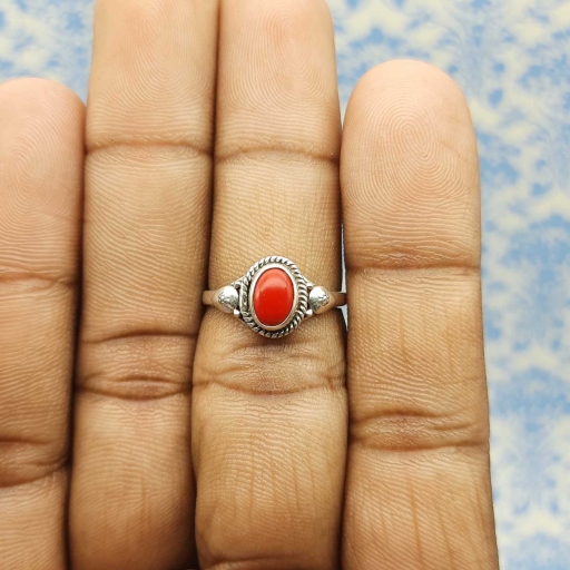 925 Sterling Silver Designer Coral Red Gemstone Oval Shape Ring For Women's.