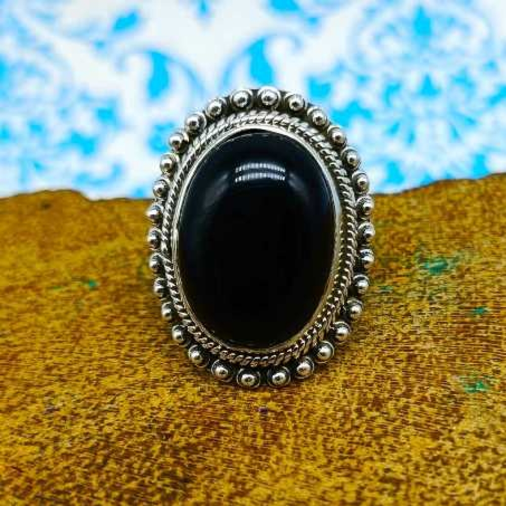 925 Sterling Silver Black Onyx Gemstone Oval Shape Handmade Ring Jewelry